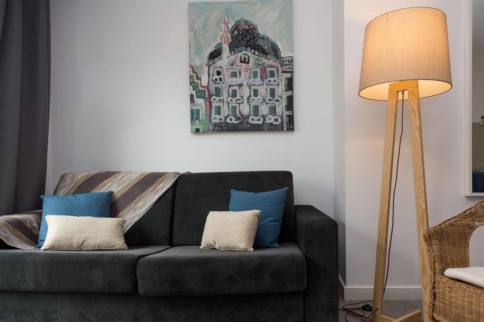 Weflating Park Gueell Apartment บาร์เซโลนา ภายนอก รูปภาพ